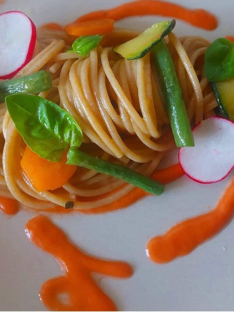 spaghetti integrali alle verdure